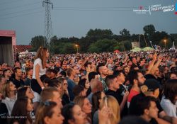 na zdjęciu publiczność festiwalu Dni Tomaszowa