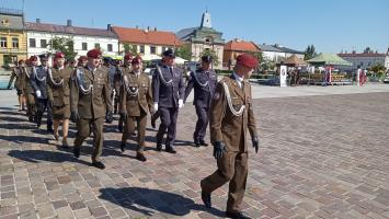 Obchody Święta Wojska Polskiego w Tomaszowie [zdjęcia]